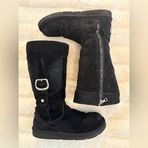 Cargo style women’s Ugg boots Black